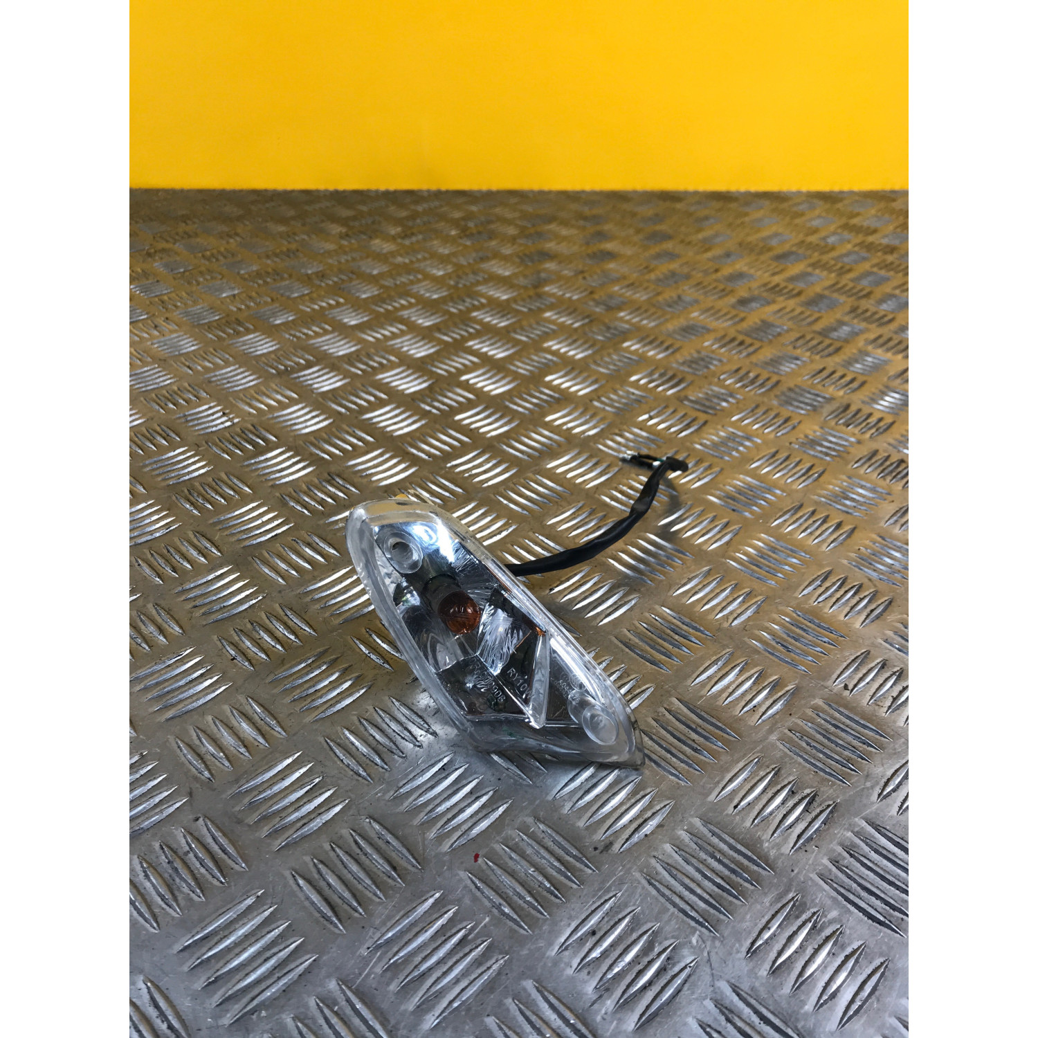 Clignotant avant droit pour KYMCO AGILITY 50 2019