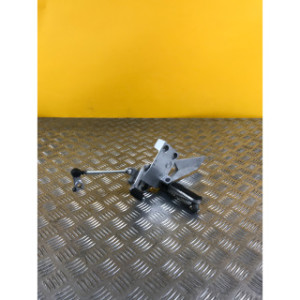 Platine repose pieds avant gauche pour YAMAHA FJR 1300 2004