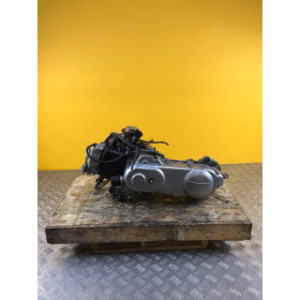 Moteur pour PEUGEOT KISBEE 50 2014