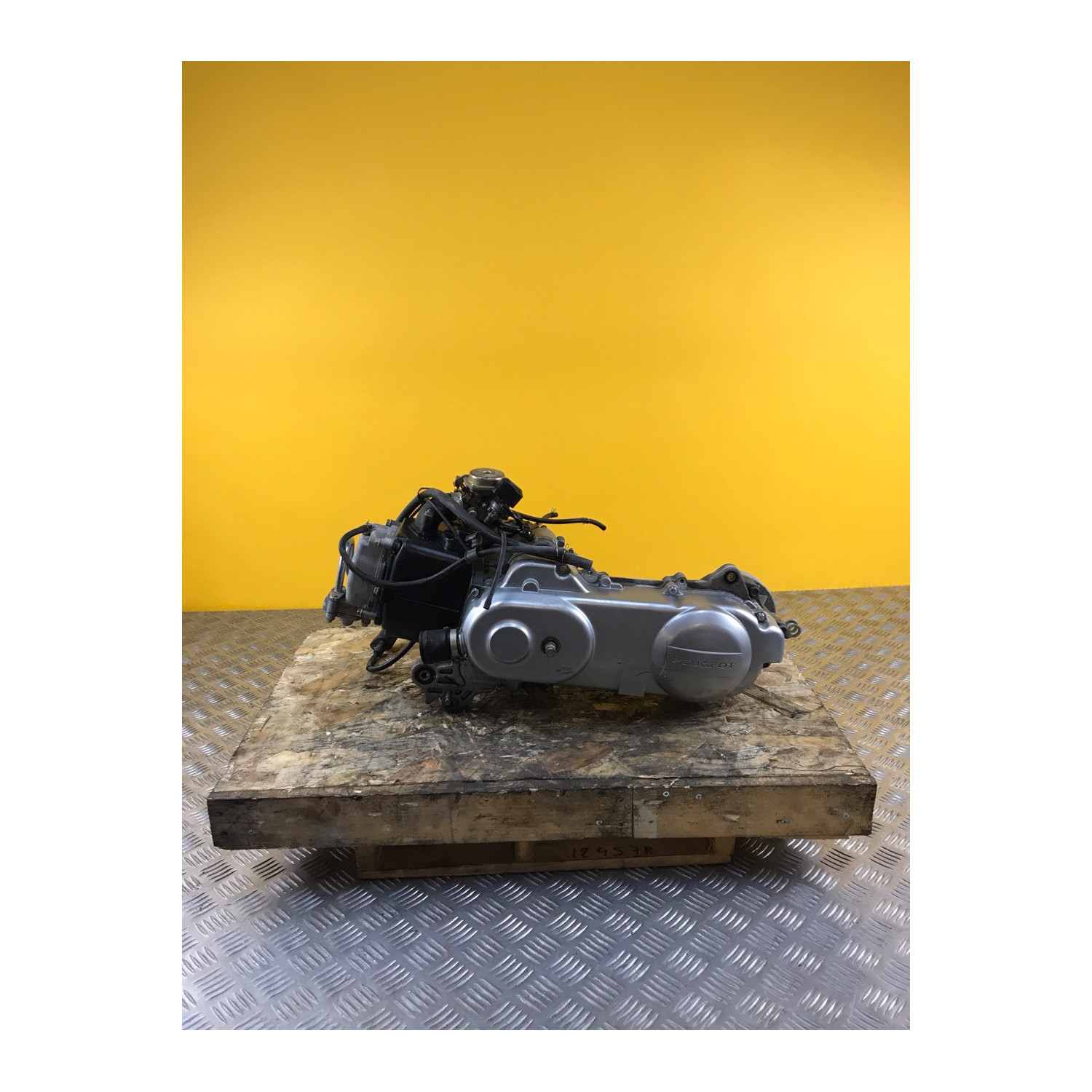 Moteur pour PEUGEOT KISBEE 50 2014