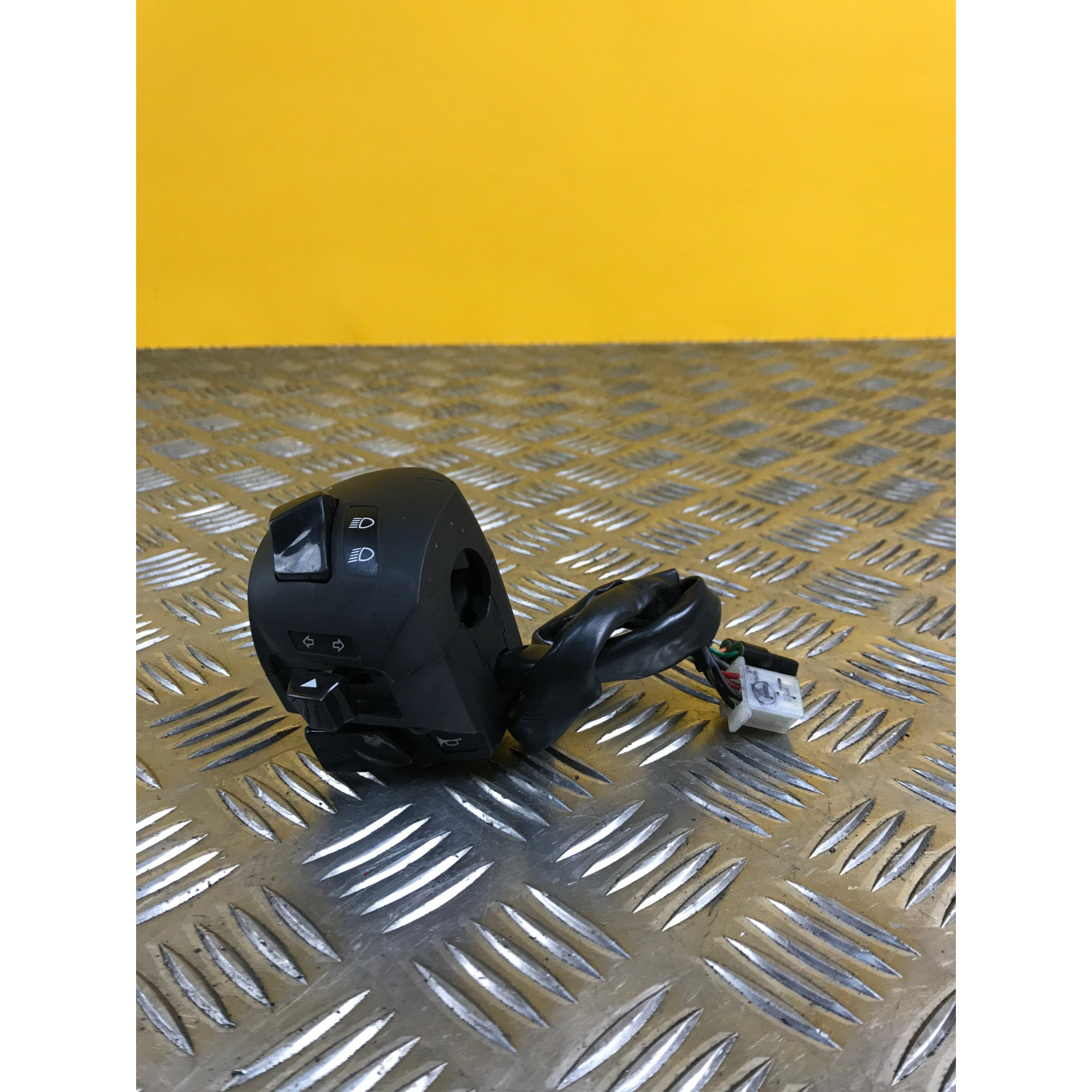 Commodo gauche gestion de l'éclairage pour KTM DUKE 390 2016