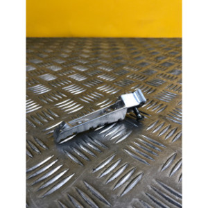 Repose pied droit pour YAMAHA XMAX 125 2010