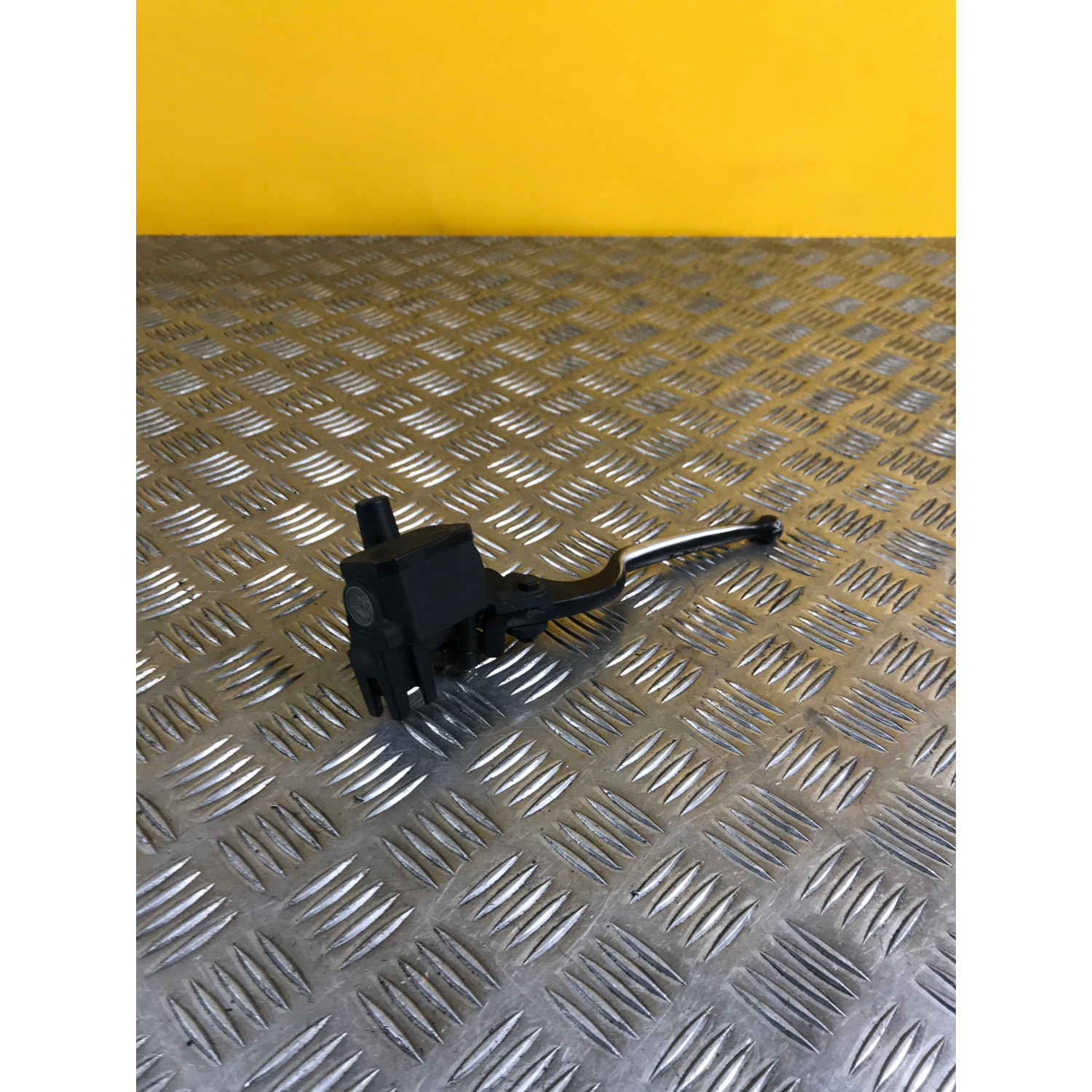 Maitre cylindre frein arrière pour YAMAHA XMAX 125 2010