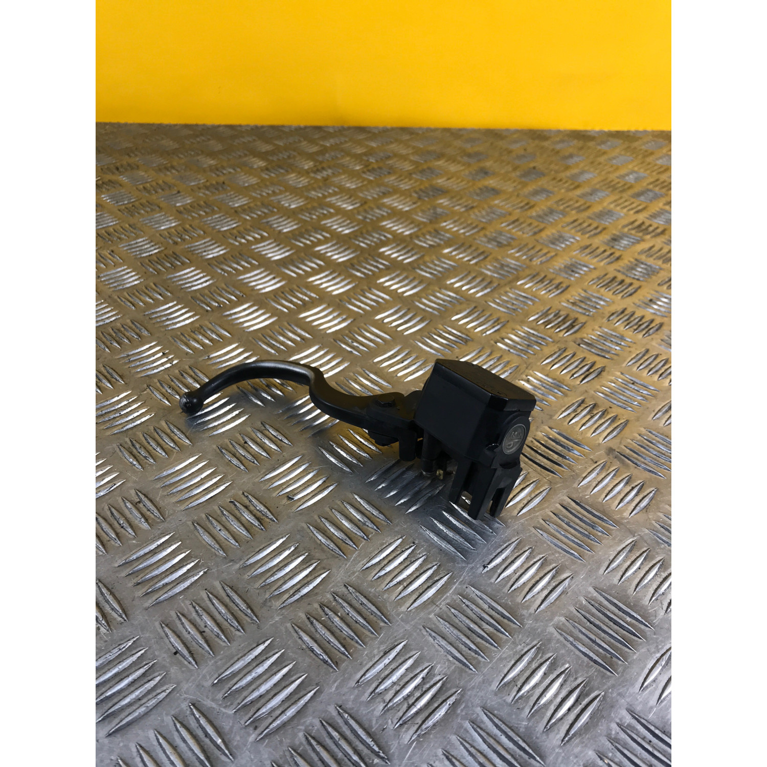 Maitre cylindre frein avant pour YAMAHA XMAX 125 2010