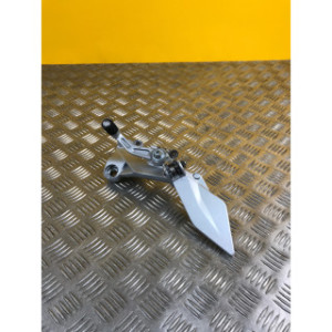 Platine repose pieds avant gauche pour KTM DUKE 390 2016