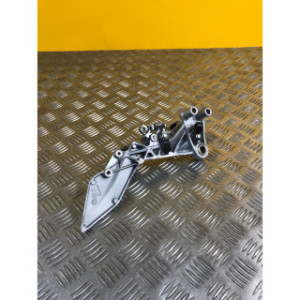 Platine repose pieds avant gauche pour KTM DUKE 390 2016