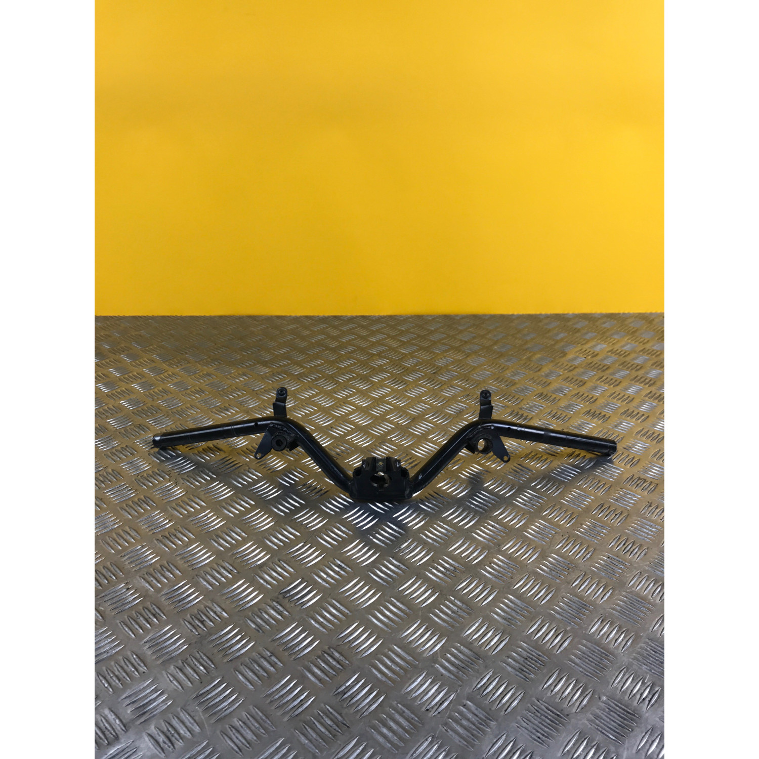 Guidon une pièce pour PIAGGIO FLY 125 2016