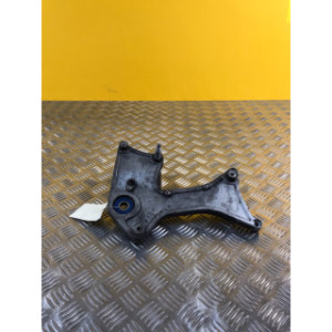 Support echappement pour PIAGGIO VESPA 125 GT 2010