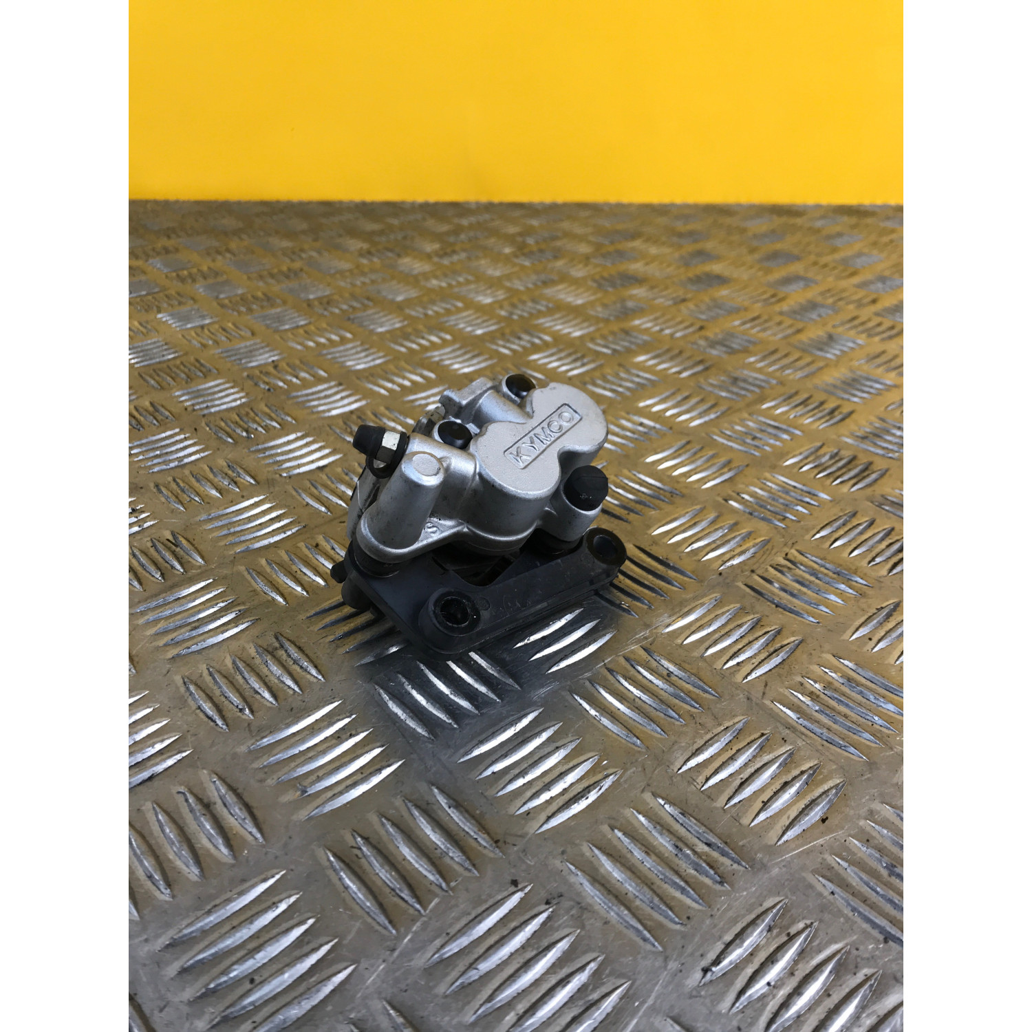 Etrier avant pour KYMCO AGILITY 50 2019