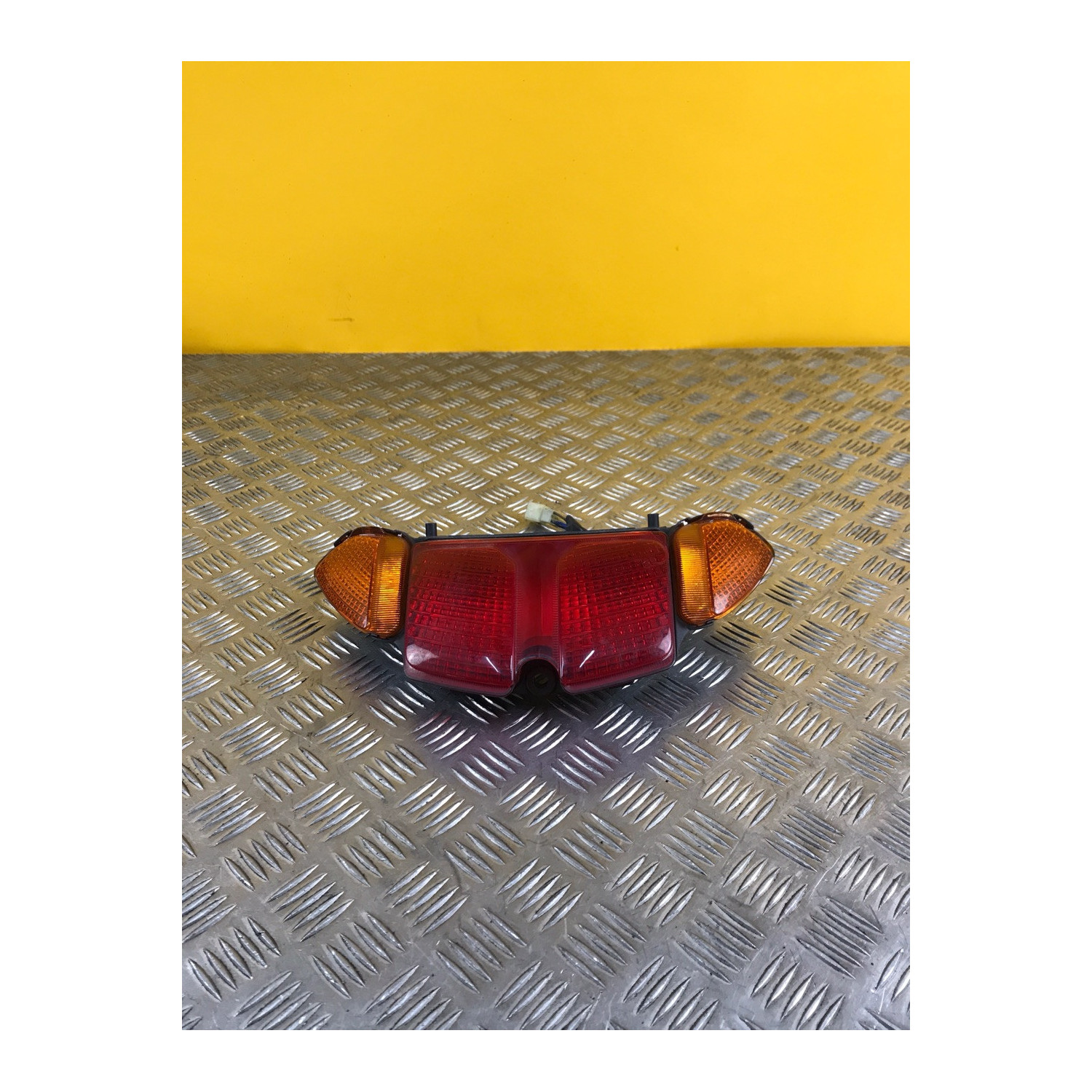 Feux arrière pour YAMAHA FJR 1300 2004