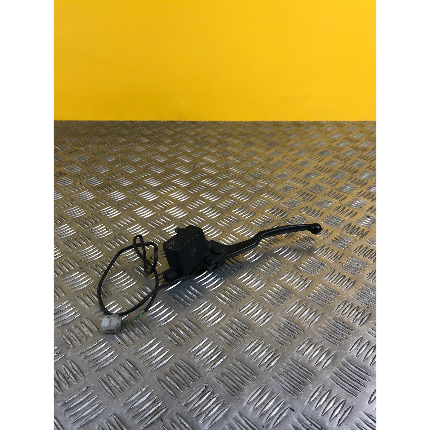 Maitre cylindre frein arrière pour BMW C1 125 2003