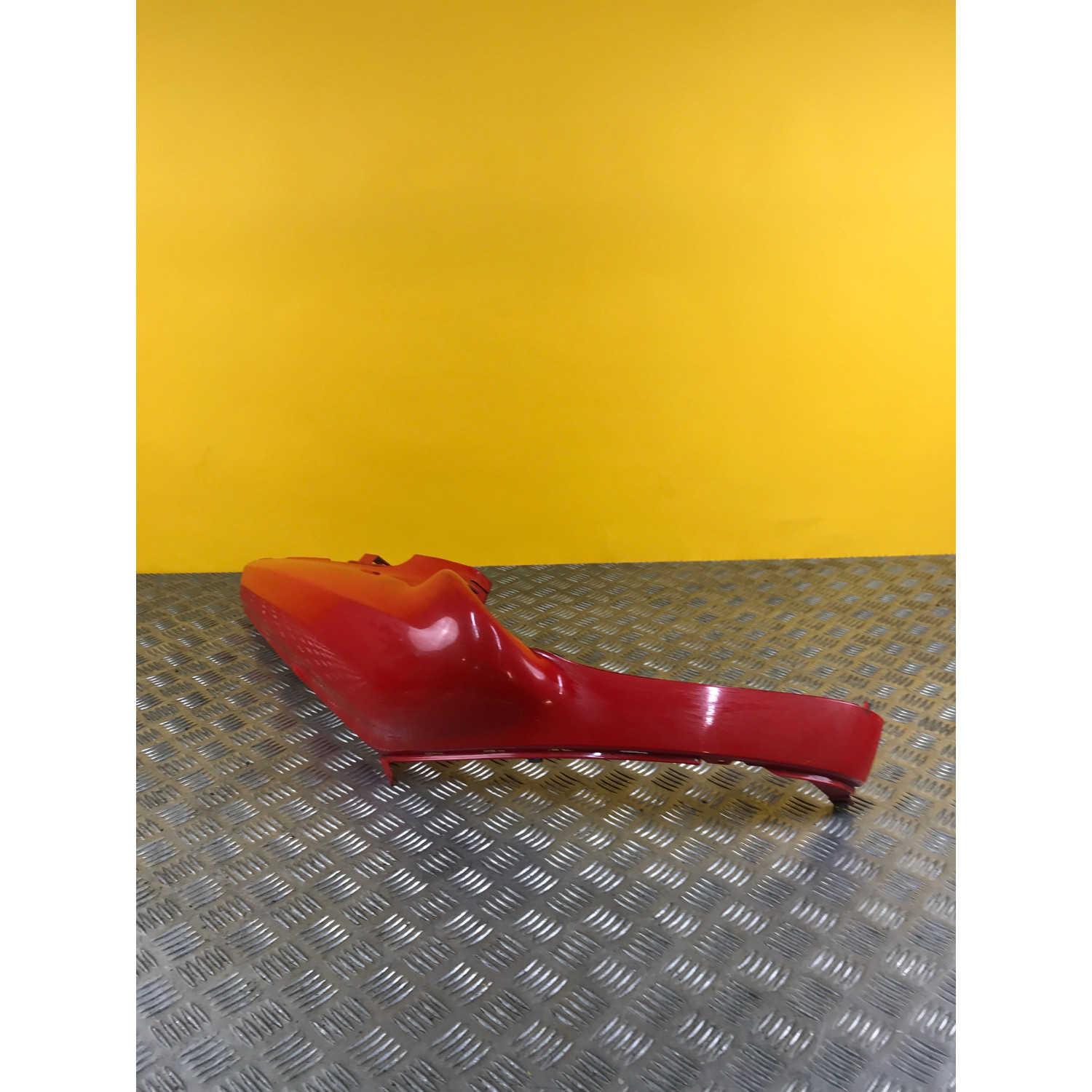 Carénage sous selle droit pour BMW C1 125 2003