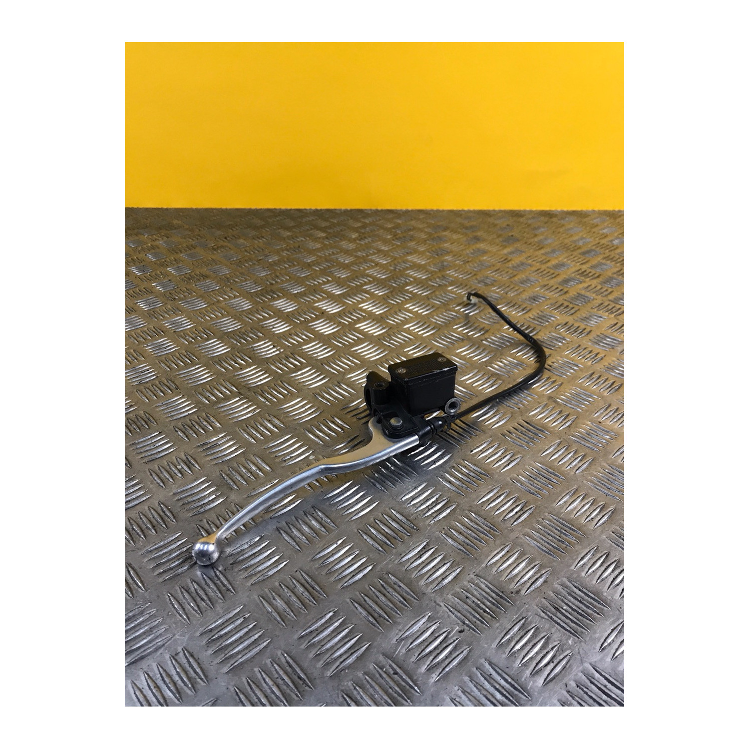 Maitre cylindre frein avant pour YAMAHA YBR 125 2014