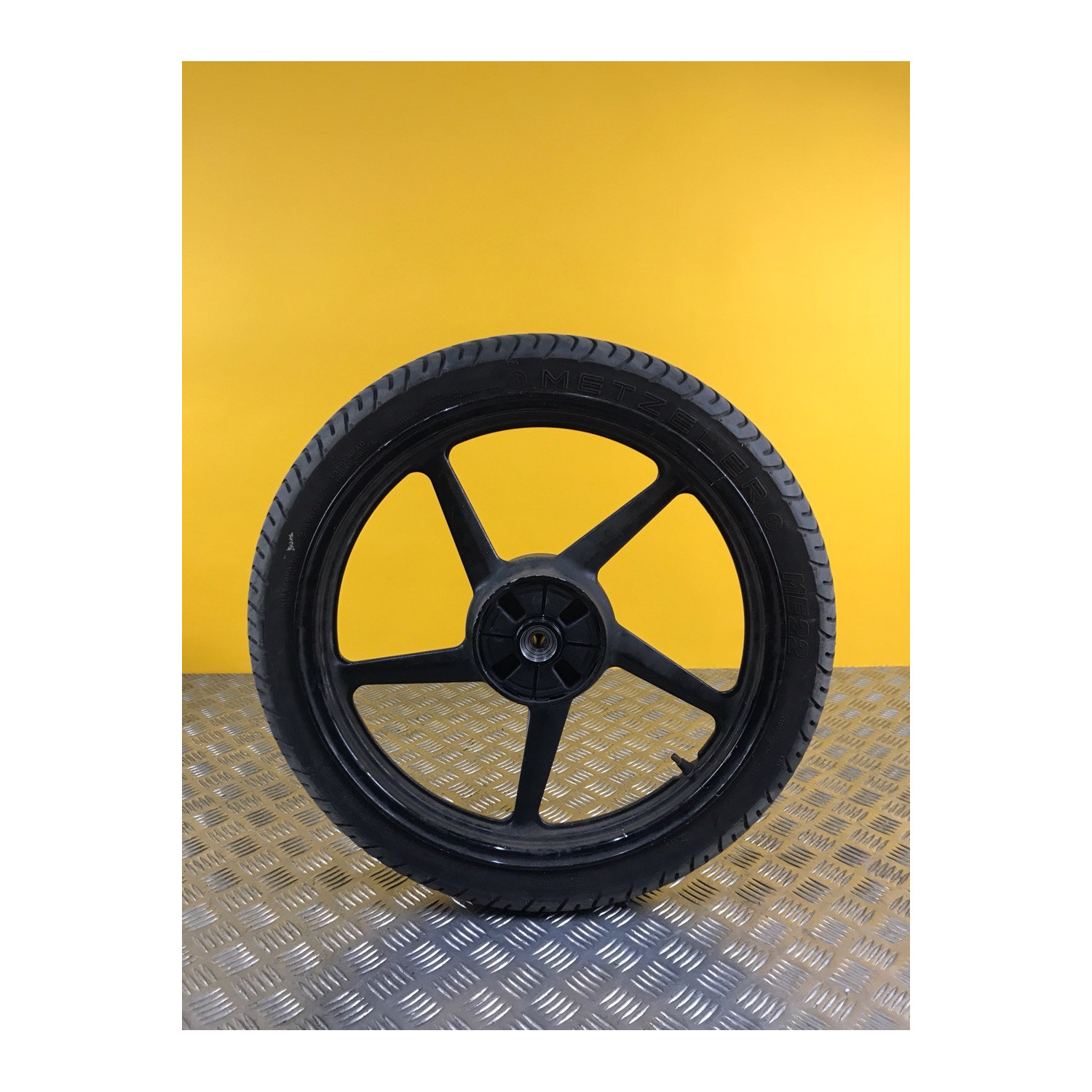 Roue arrière complete pour YAMAHA YBR 125 2014