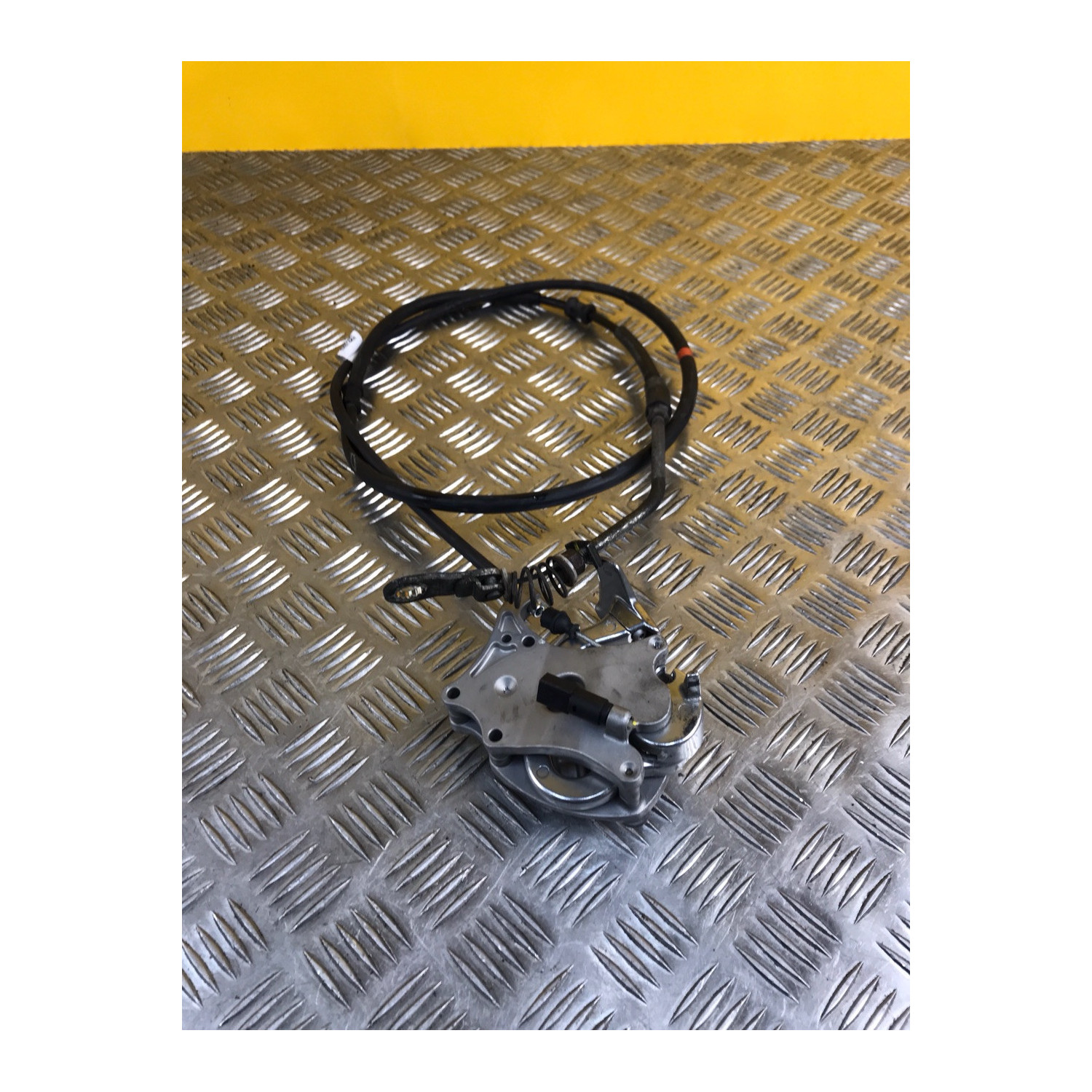 Frein de parking pour PIAGGIO MP3 530 HPE 2022