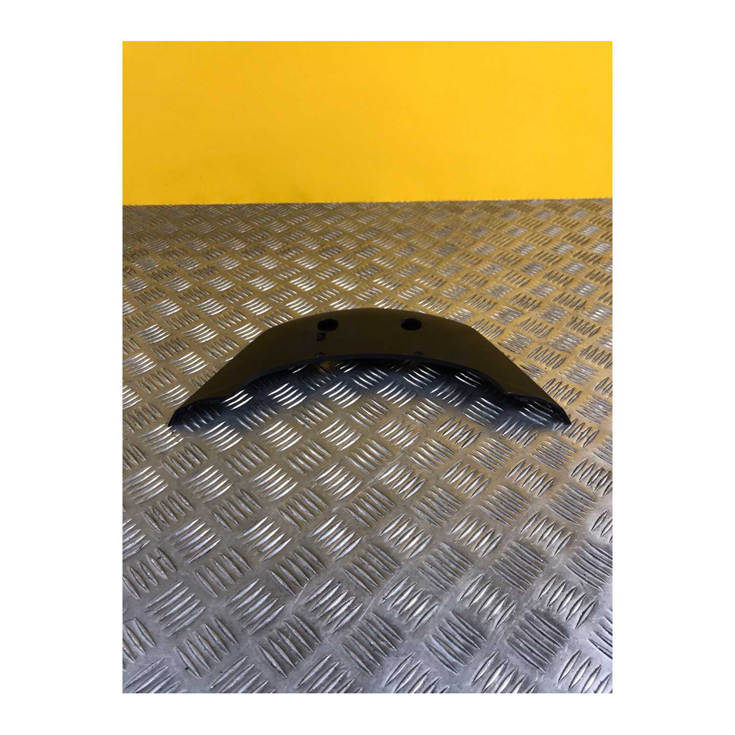 Carenage centrale arriere pour PIAGGIO MP3 530 HPE 2022