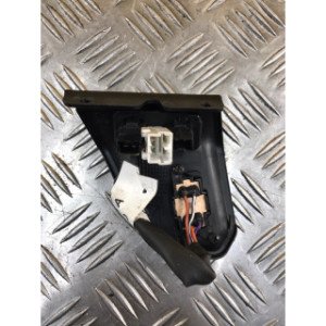 Commutateur droit pour PIAGGIO MP3 530 2022