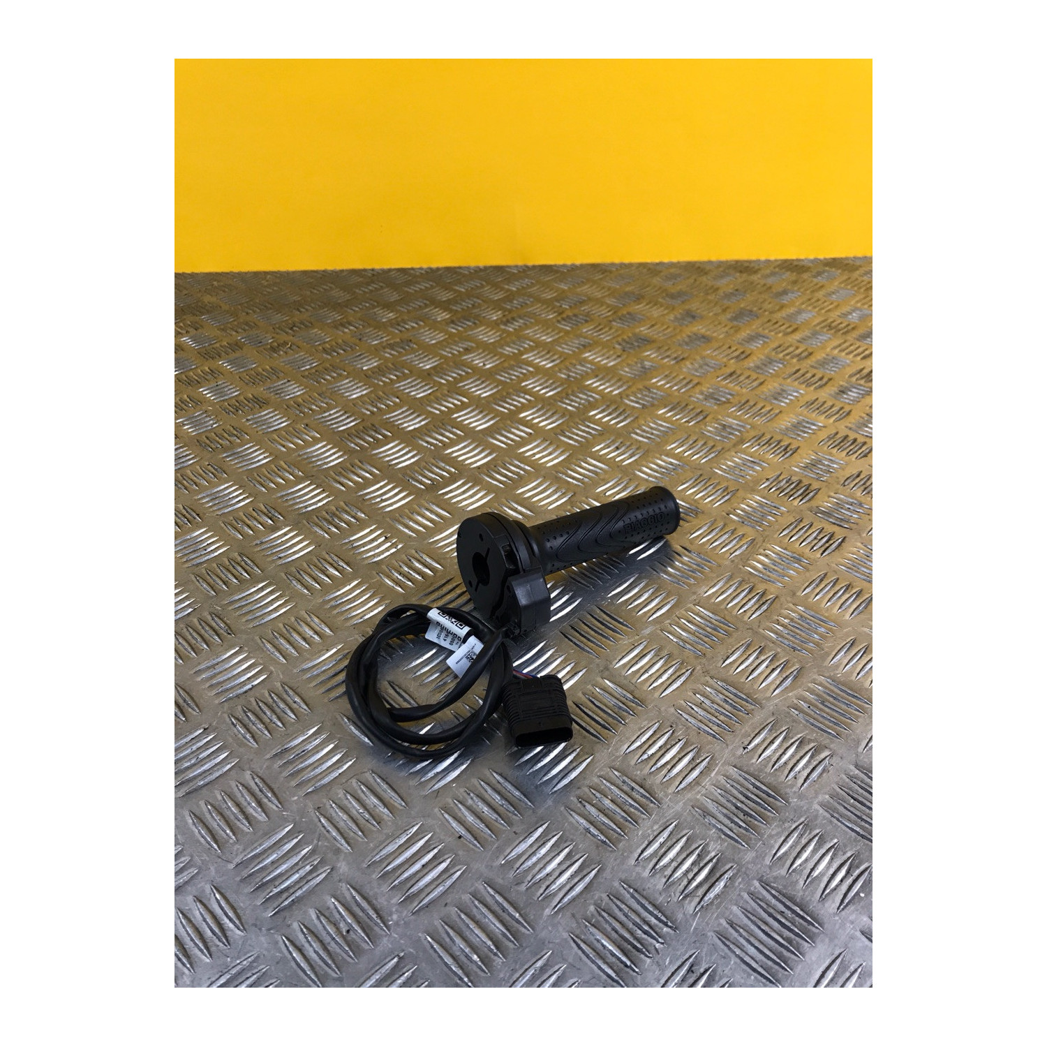 Poignée d'accélérateur pour PIAGGIO MP3 530 HPE 2022