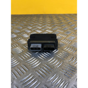 Régulateur de tension pour PIAGGIO MP3 530 HPE 2022