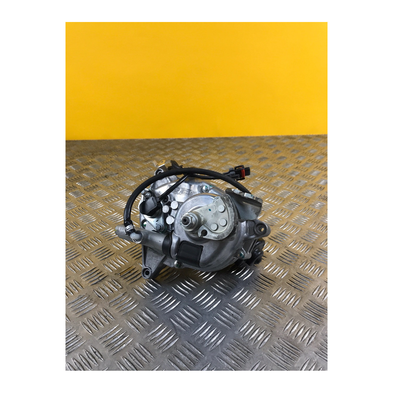 ROLL LOCK pour PIAGGIO MP3 530 2022