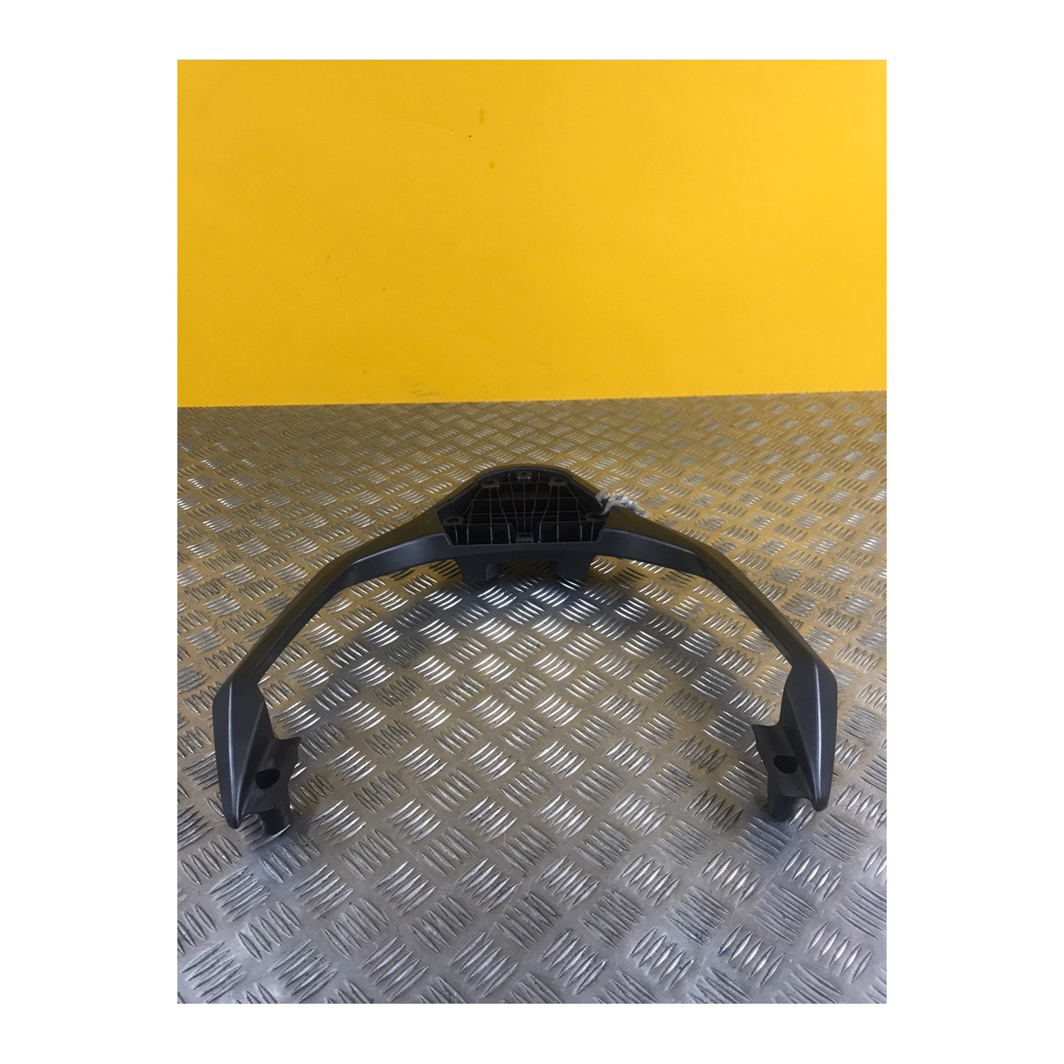 Porte bagage arrière pour PIAGGIO MP3 530 2024