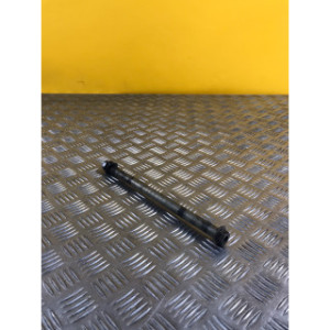 Axe de roue arrière pour TRIUMPH BONNEVILLE T100 2012