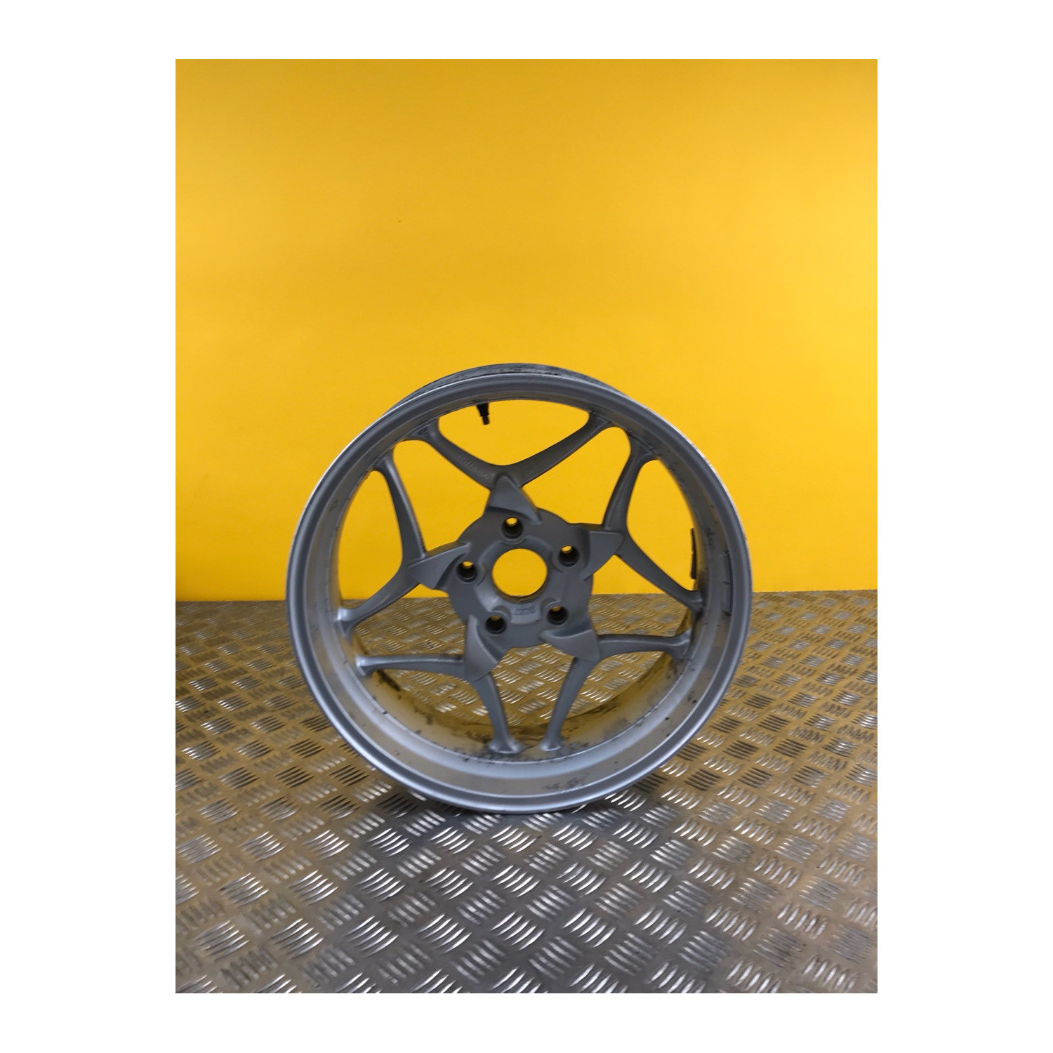 Jante arrière pour BMW R 1200 RT 2006