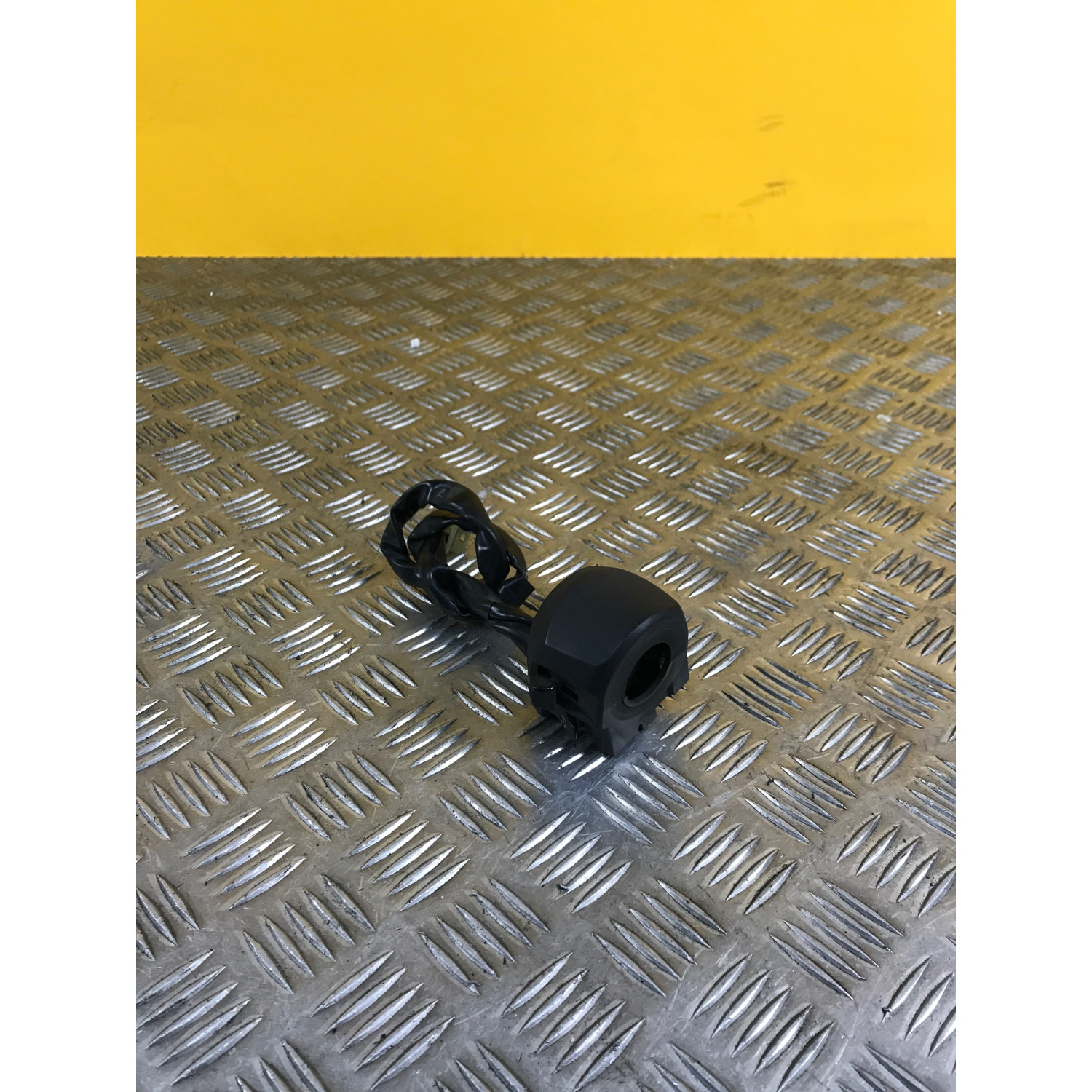 Commodo droit démarrage pour YAMAHA XMAX 125 2012