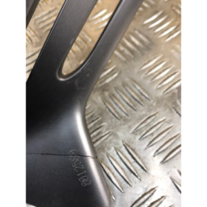 Cache latéral gauche pour PIAGGIO VESPA 300 GTS Sei Giorni 2017