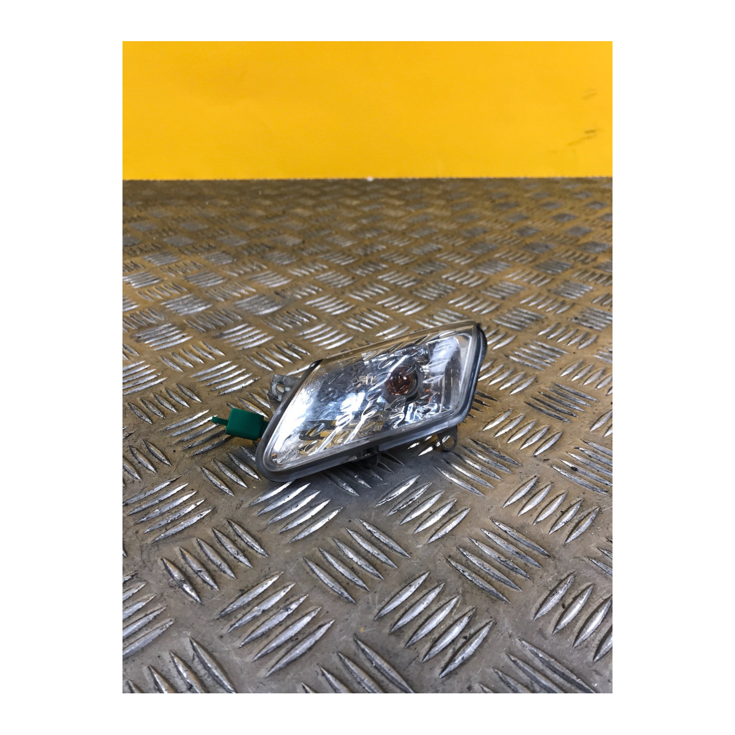 Clignotant avant droit pour YAMAHA XMAX 125 2008