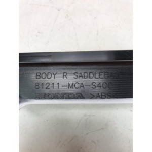 Cache latéral arrière sous selle droit pour HONDA GOLDWING 1800 81211-MCA-S40ZC