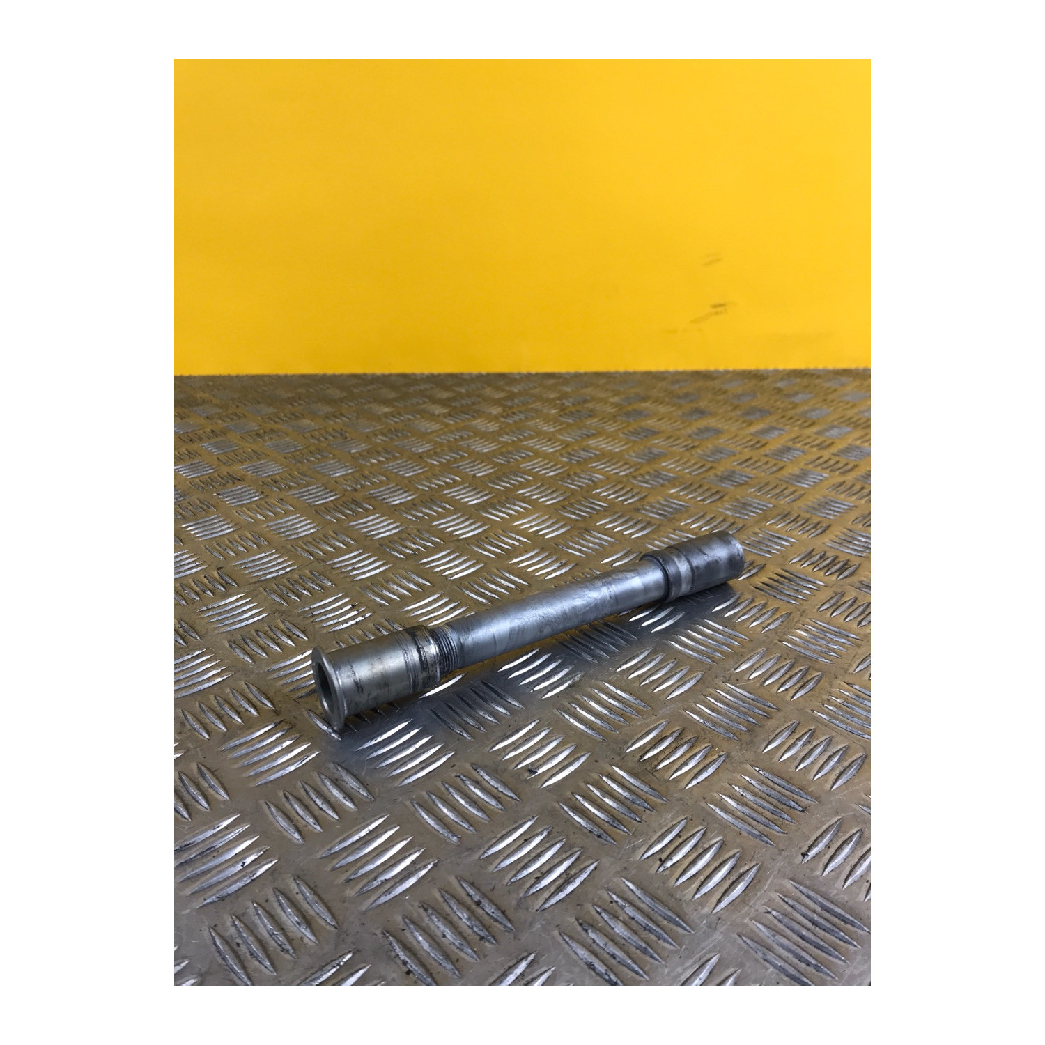 Axe de roue avant pour BMW K 1200 S 2005