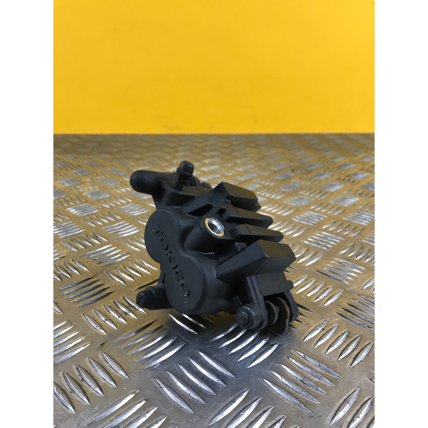 étriers de frein avant gauche pour SUZUKI BANDIT 2007