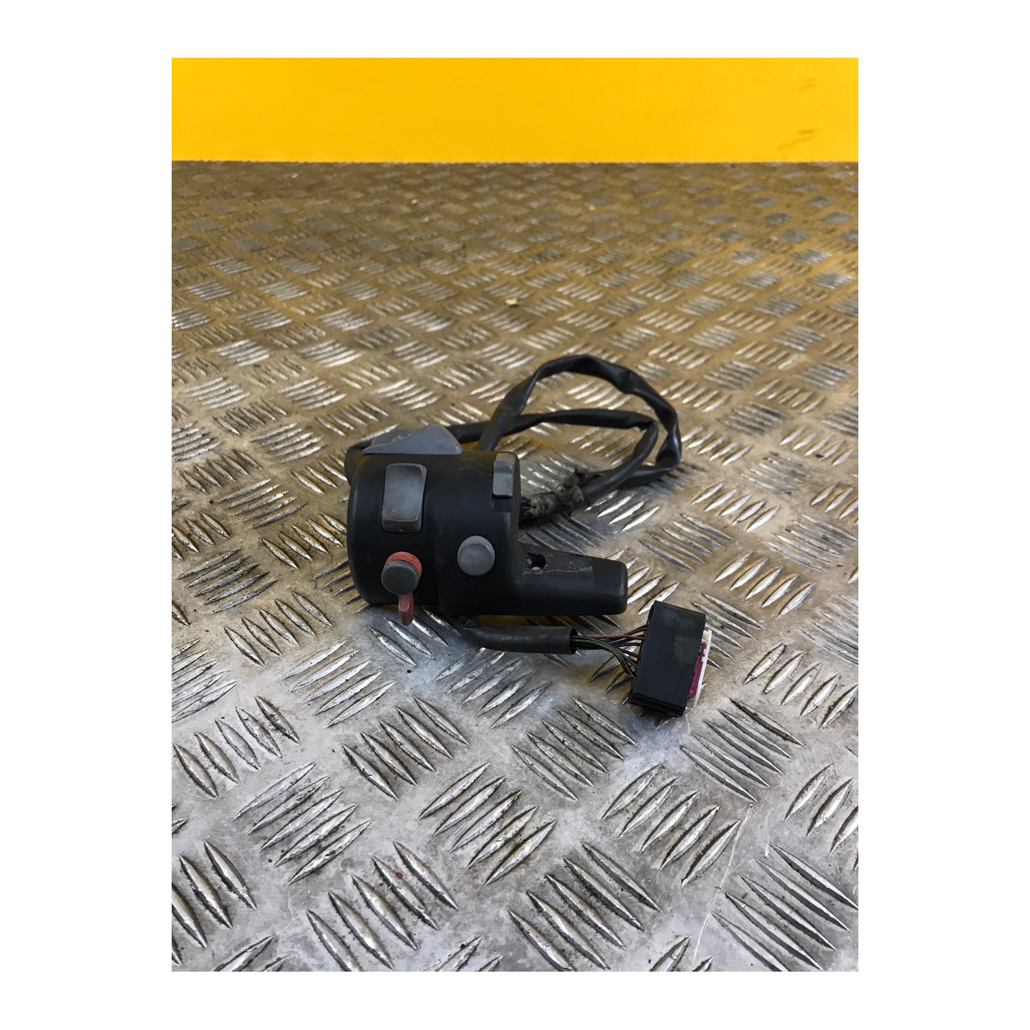 Commodo droit démarrage pour BMW R 1200 RT 2006