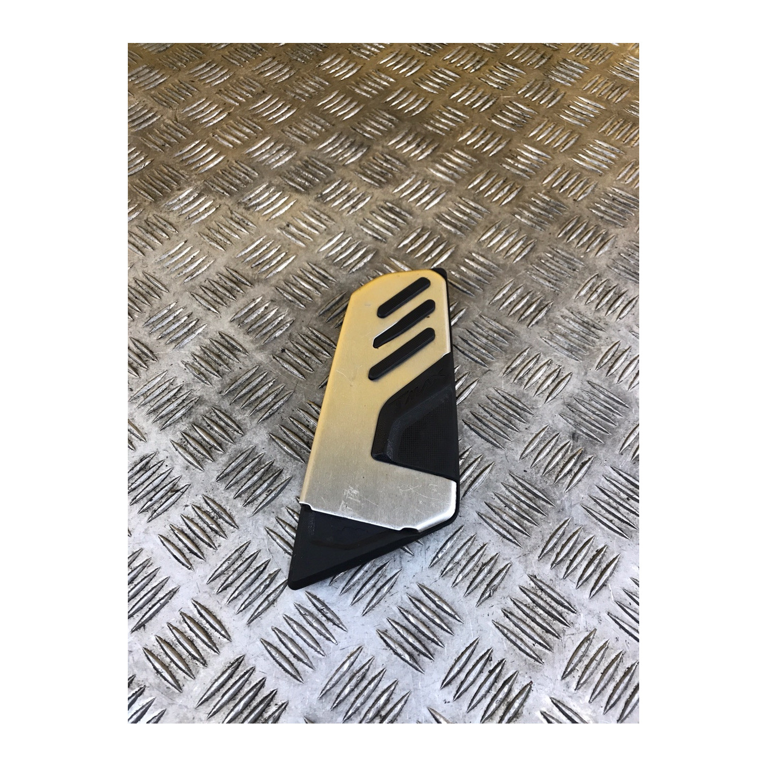 Repose pied avant gauche pour YAMAHA T MAX 530 2019