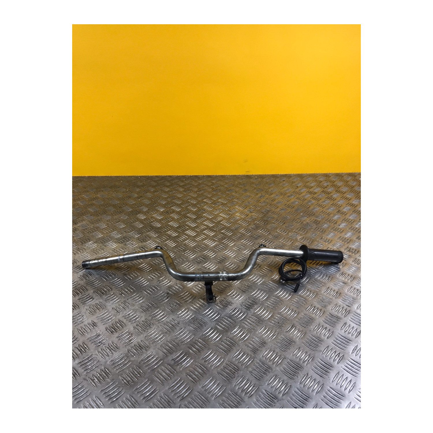 Guidon une pièce pour YAMAHA T MAX 530 2019