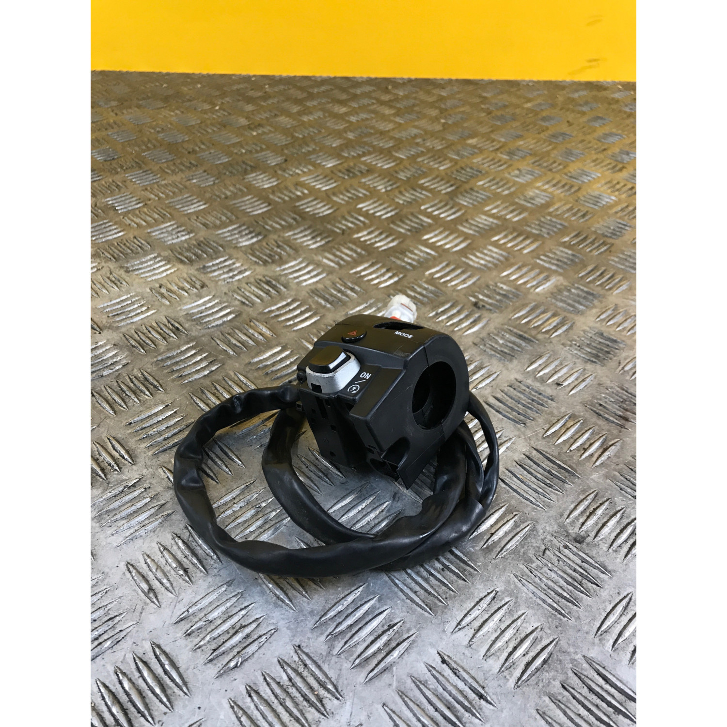 Commodo droit démarrage pour YAMAHA T MAX 530 2019