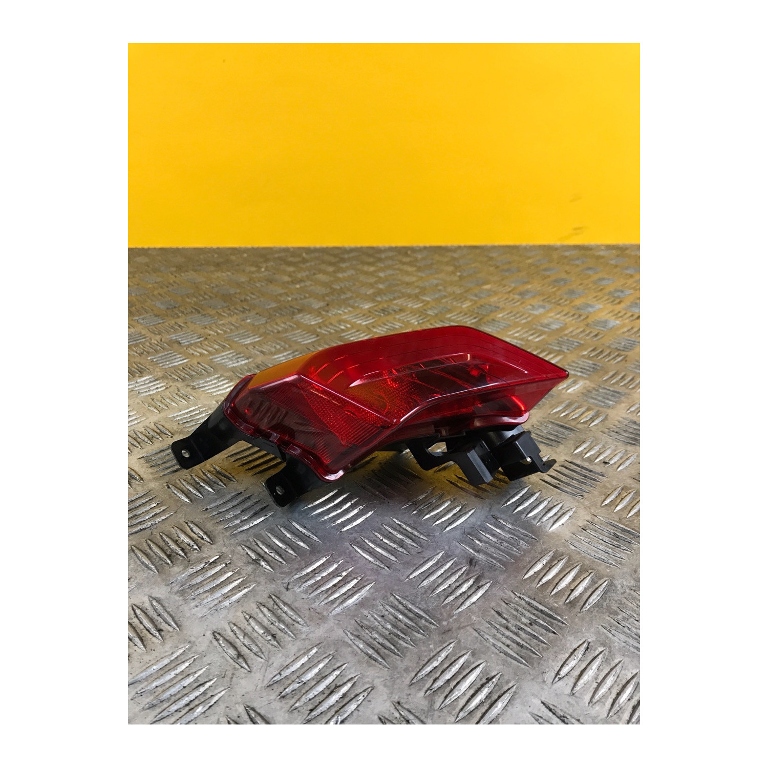 Feux arriere gauche pour YAMAHA T MAX 530 2019