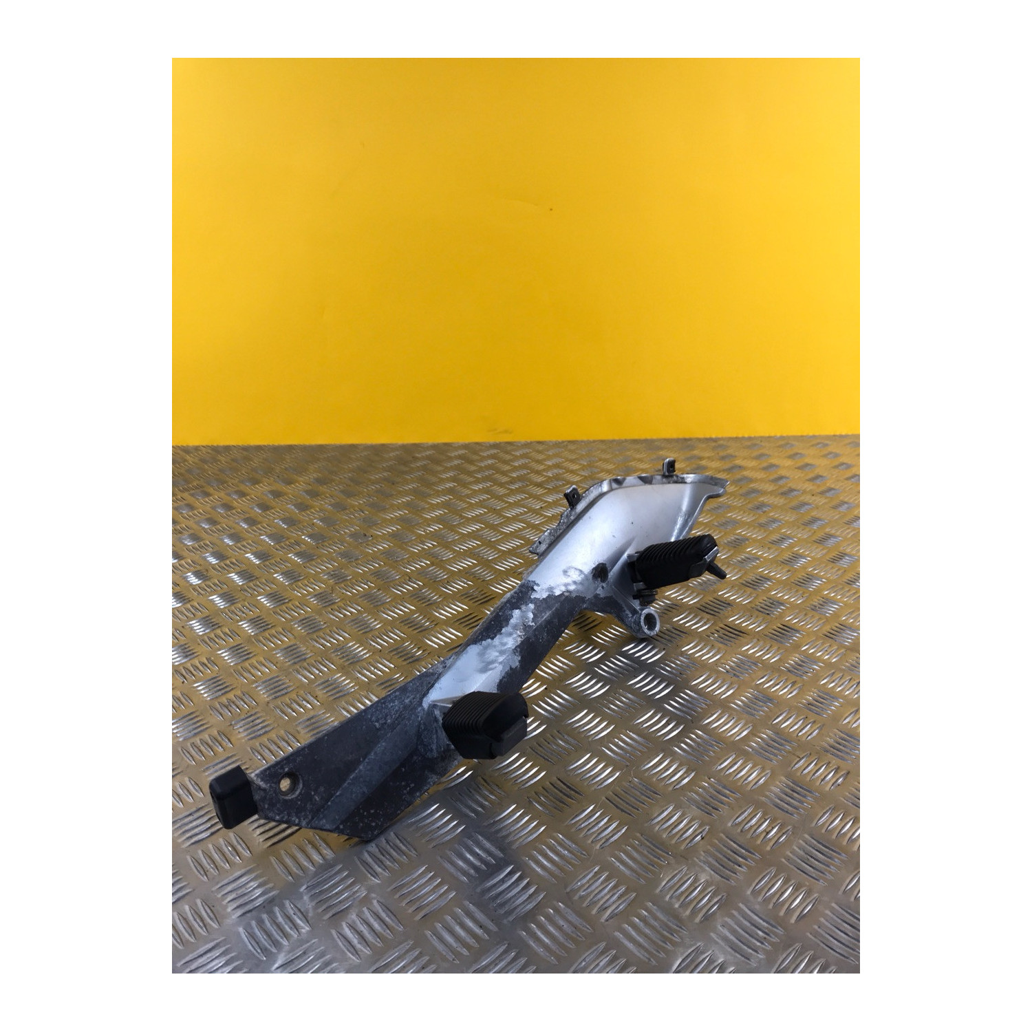 Platine repose pieds avant droite pour BMW R 1200 RT ABS 2005