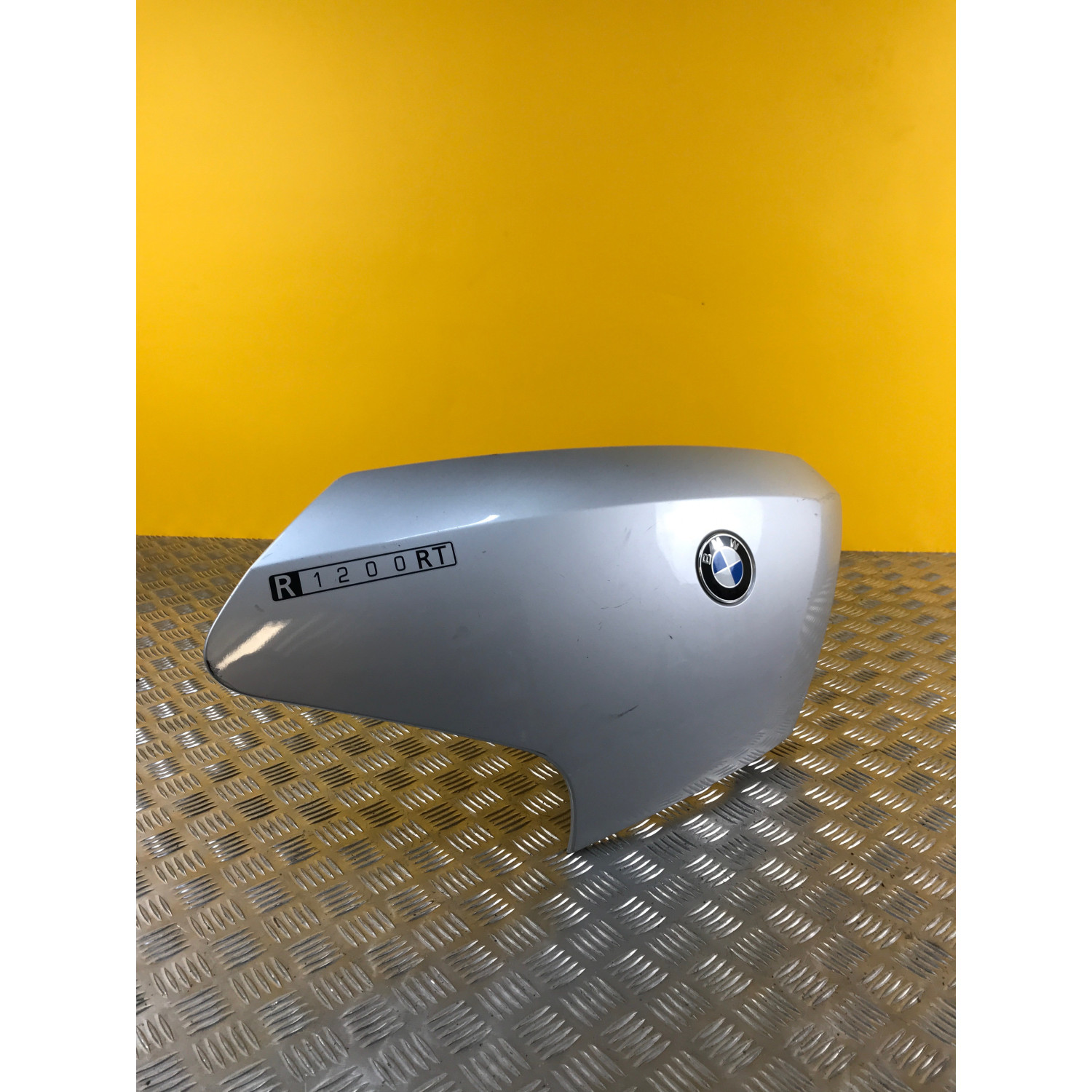 Flanc de carénage droit pour BMW R 1200 RT ABS 2005
