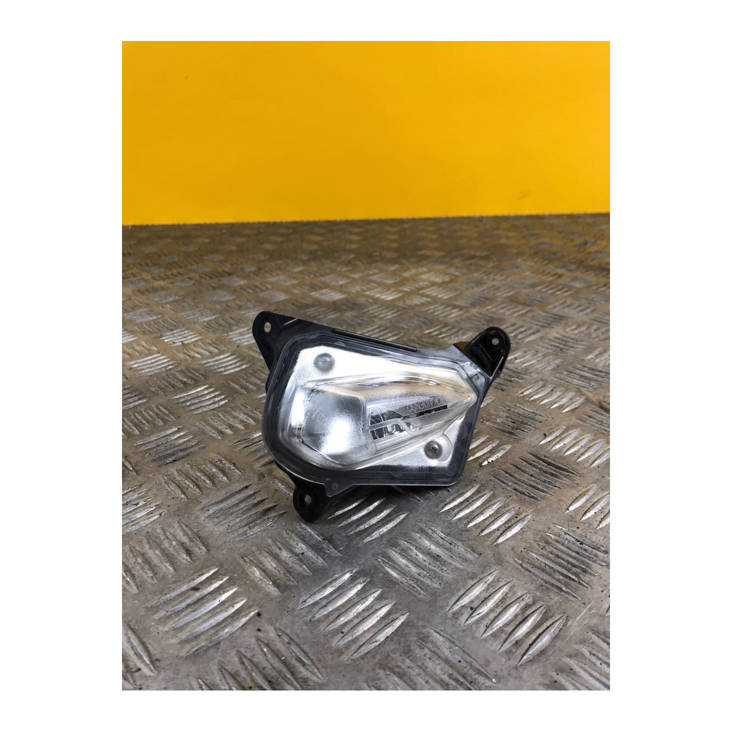 Veilleuse avant droite pour SUZUKI BURGMAN 650 2014