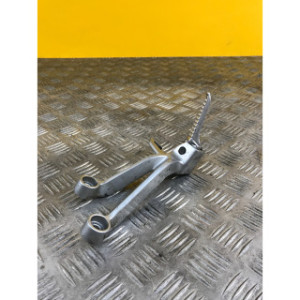 Platine repose pieds arrière gauche pour SUZUKI GSXR 1000 2003