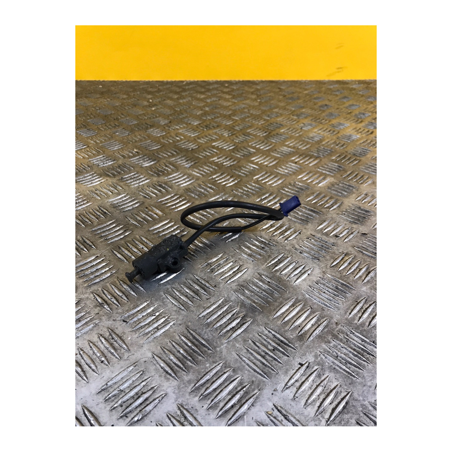 Contacteur bequille pour GILERA GP 800 2010