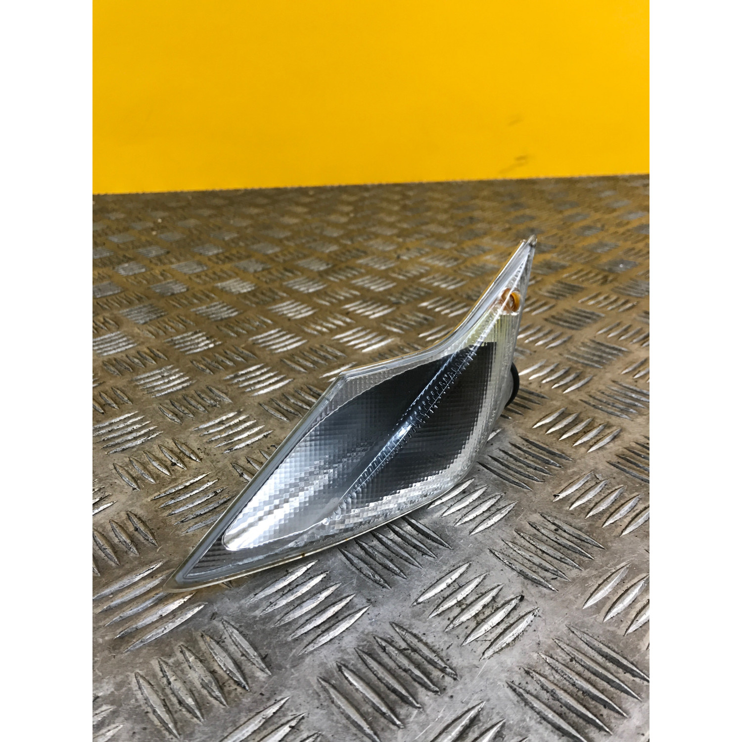 Clignotant avant gauche pour GILERA GP 800 2010