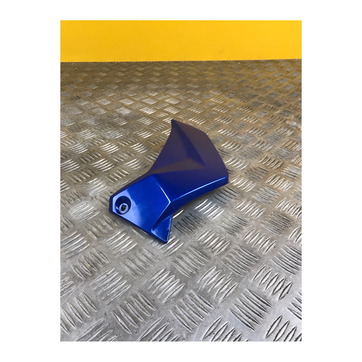 Bas de carénage droit pour BMW R 1250 RS 2023