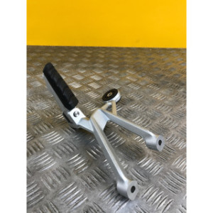 Platine repose pieds arrière droite pour BMW R 1250 RS 2023