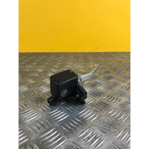 Maitre cylindre frein avant pour GILERA GP 800 2010