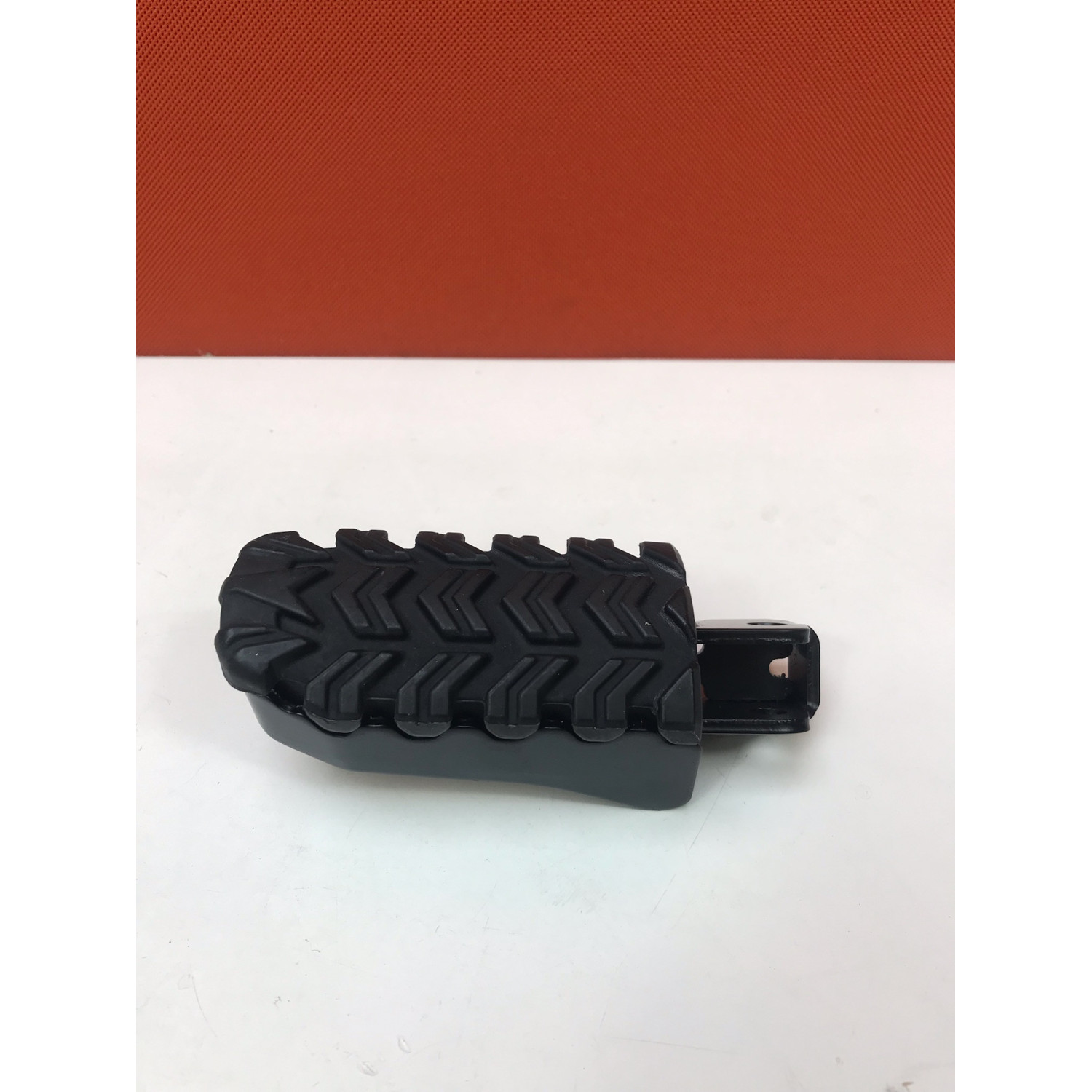 Repose pied avant gauche pour SUZUKI V STROM 1050 43502-06l00