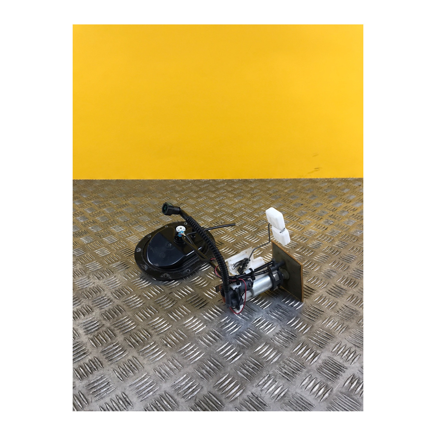 Pompe à essence pour INDIAN DARK HORSE 2016