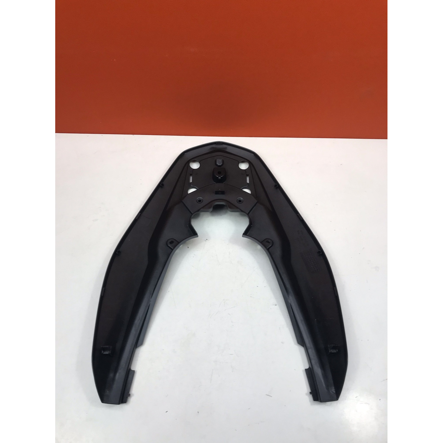 Habillage arrière pour HONDA PCX 125 84151-K35-V00ZN